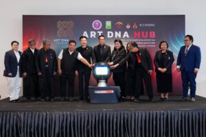 ไอคอนสยาม ตอกย้ำการเป็น Global Hub of Art & Culture เปิด “ART DNA HUB” ถ่ายทอดองค์ความรู้และกระบวนการคิดของศิลปินไทยสู่คนรุ่นใหม่